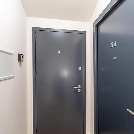 Apartamento Serenade Old Town With Ac